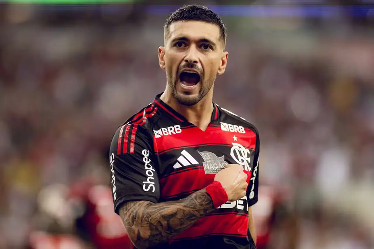 Arrascaeta em ação pelo Flamengo