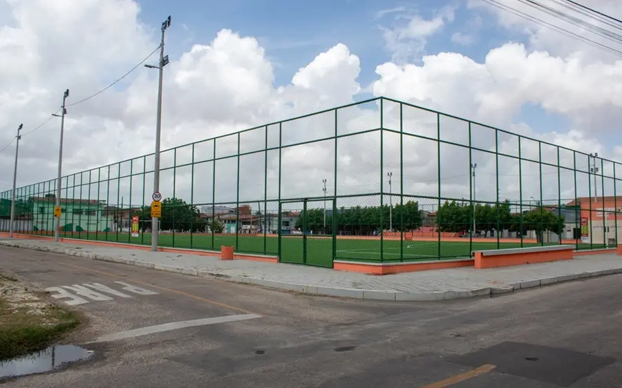 Areninha do Campo do AEC fortalece esporte e convivência no Passaré