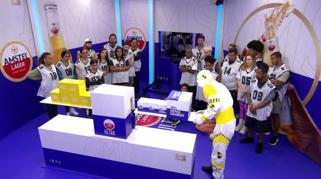 Imagem dos participantes do BBB 26 se preparando para participar da segunda prova do Líder.
