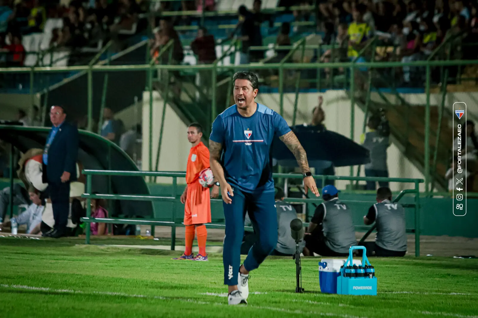 Thiago Carpini em ação pelo Fortaleza