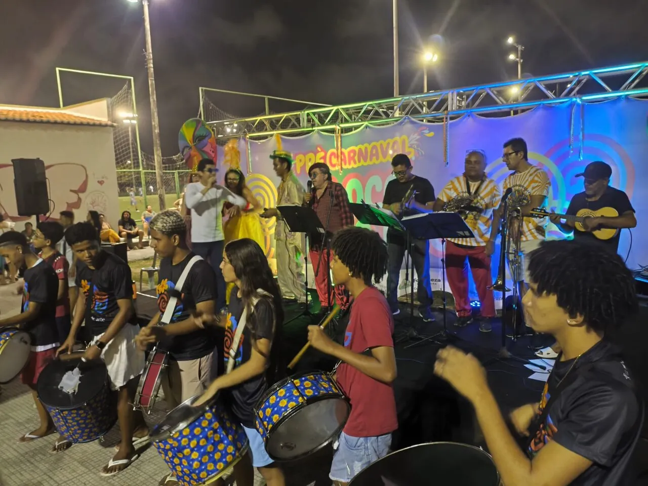Pré-Carnaval do Doido é Tu ocorre na Praça da Areninha do Rodolfo Teófilo.
