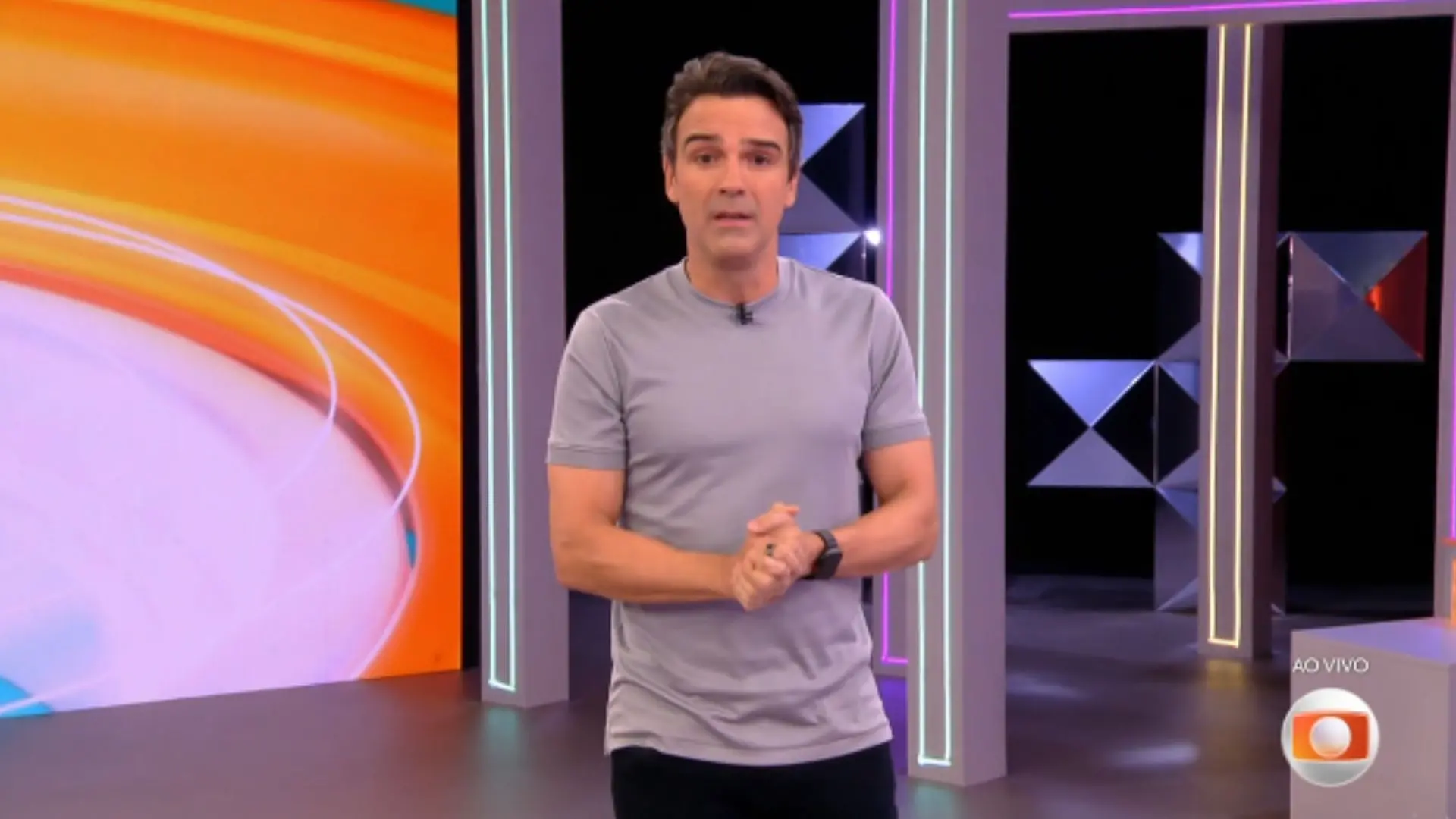 Tadeu Schmidt, apresentador do BBB 26.