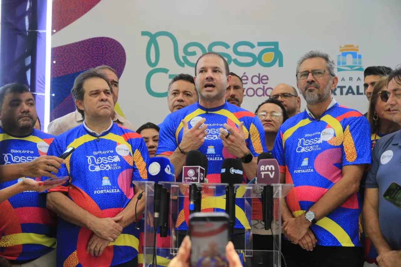 Léo Couto durante entrevista coletiva.