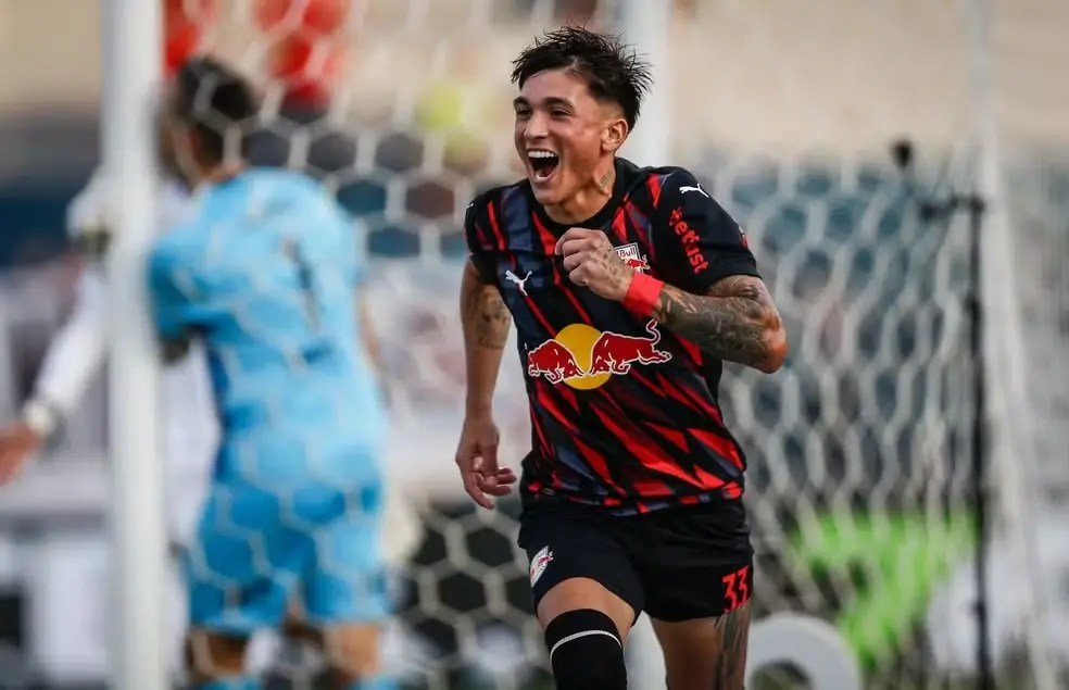 Nacho Laquintana, atacante uruguaio de 27 anos, pelo RB Bragantino