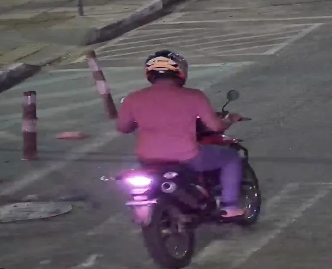 Bruno fugiu em uma motocicleta.