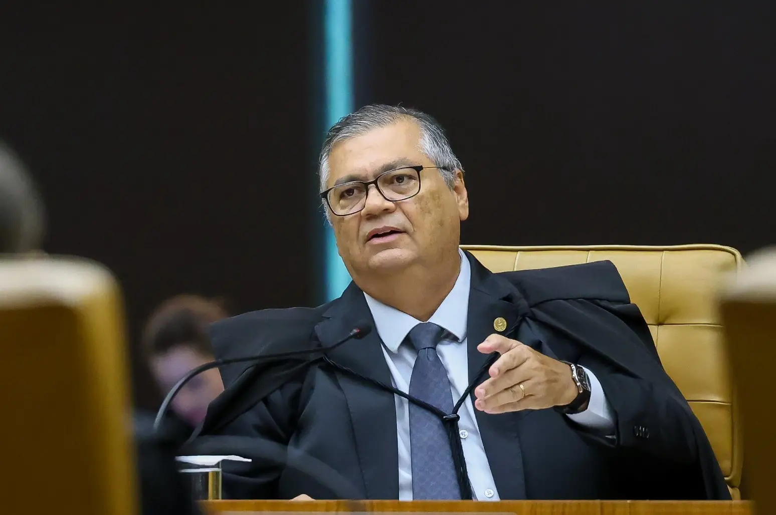 Ministro Flávio Dino discursa no plenário do STF.