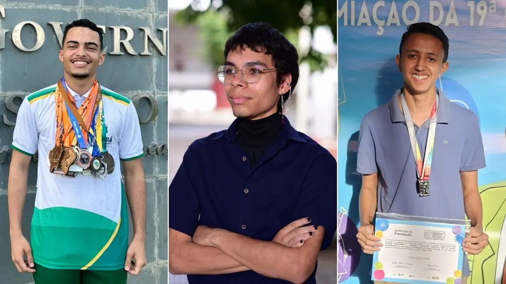 Três jovens estudantes cearenses de destaque: um segura um protótipo de foguete, o central cruza os braços e o terceiro exibe um certificado de premiação da Olimpíada Brasileira de Matemática.