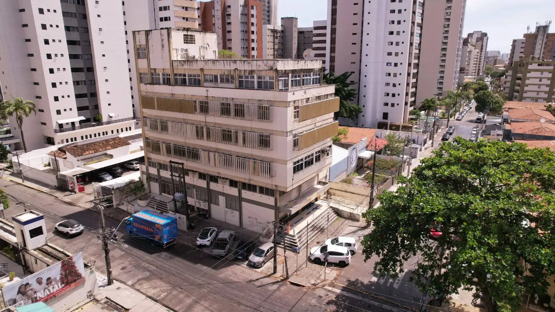 Imóvel disponível pelos Correios no bairro Aldeota, em Fortaleza.