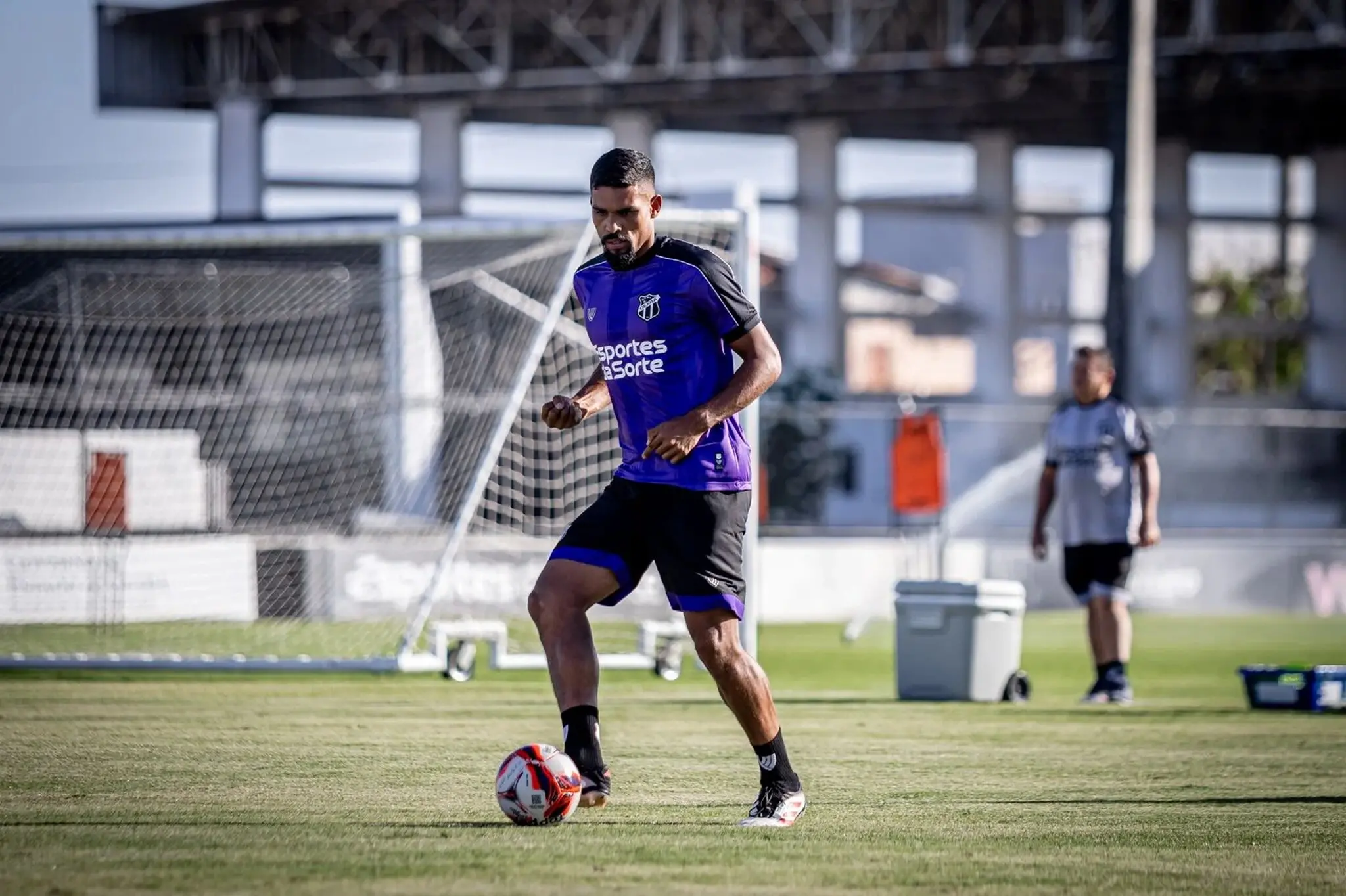 Ronald Carvalho já vem treinando em Porangabuçu