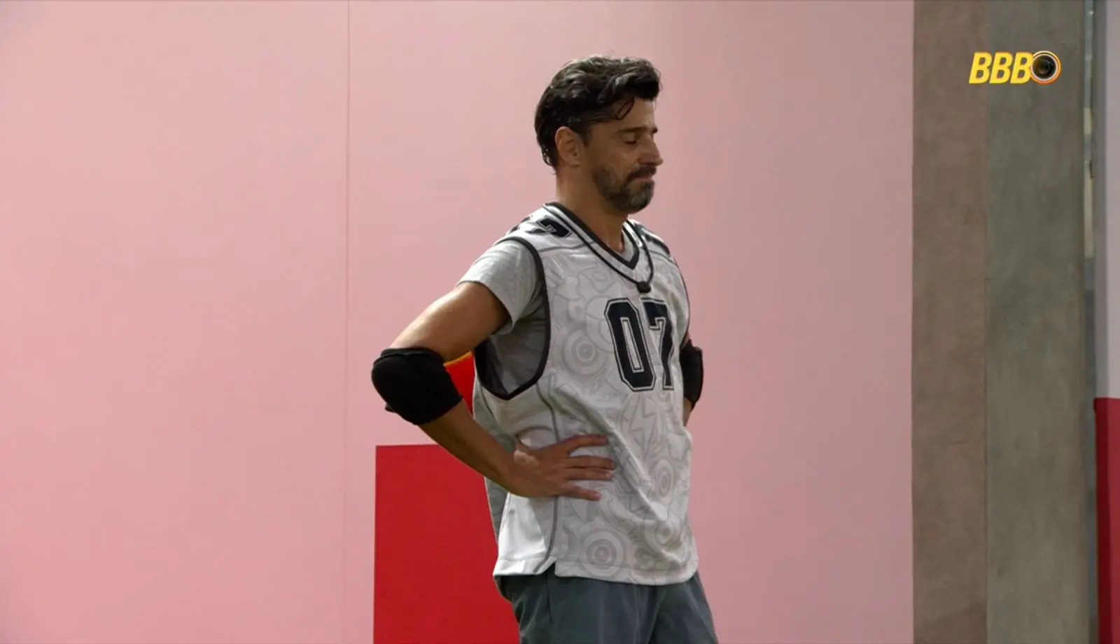 Alberto Cowboy é consagrado o Anjo da semana.