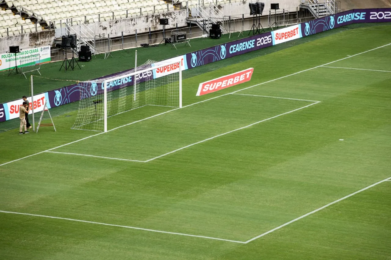 Gramado da Arena Castelão.