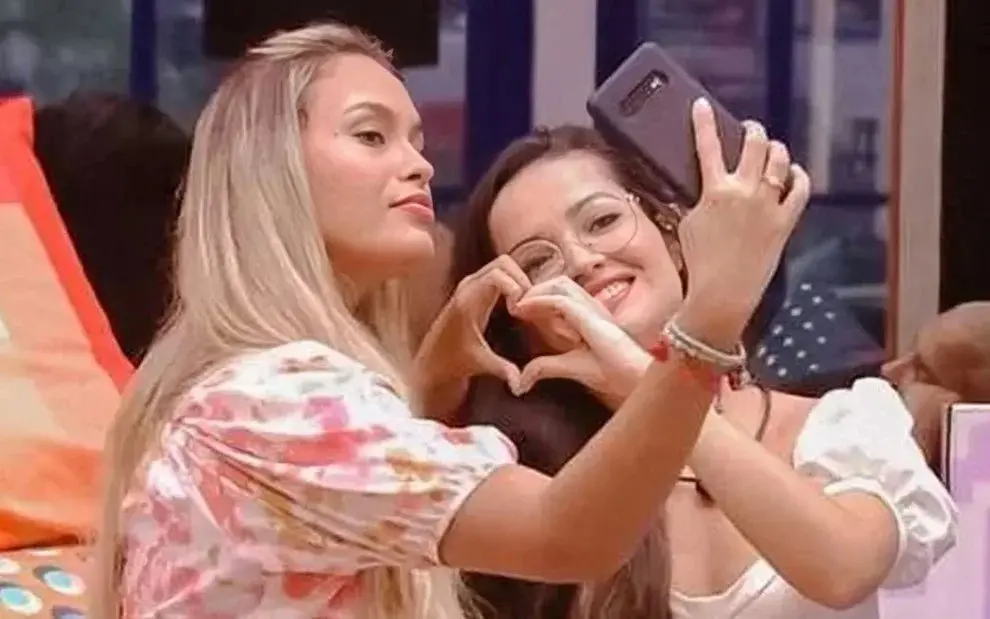 Sarah deixou de seguir Juliette após deixar a casa do BBB 26. 