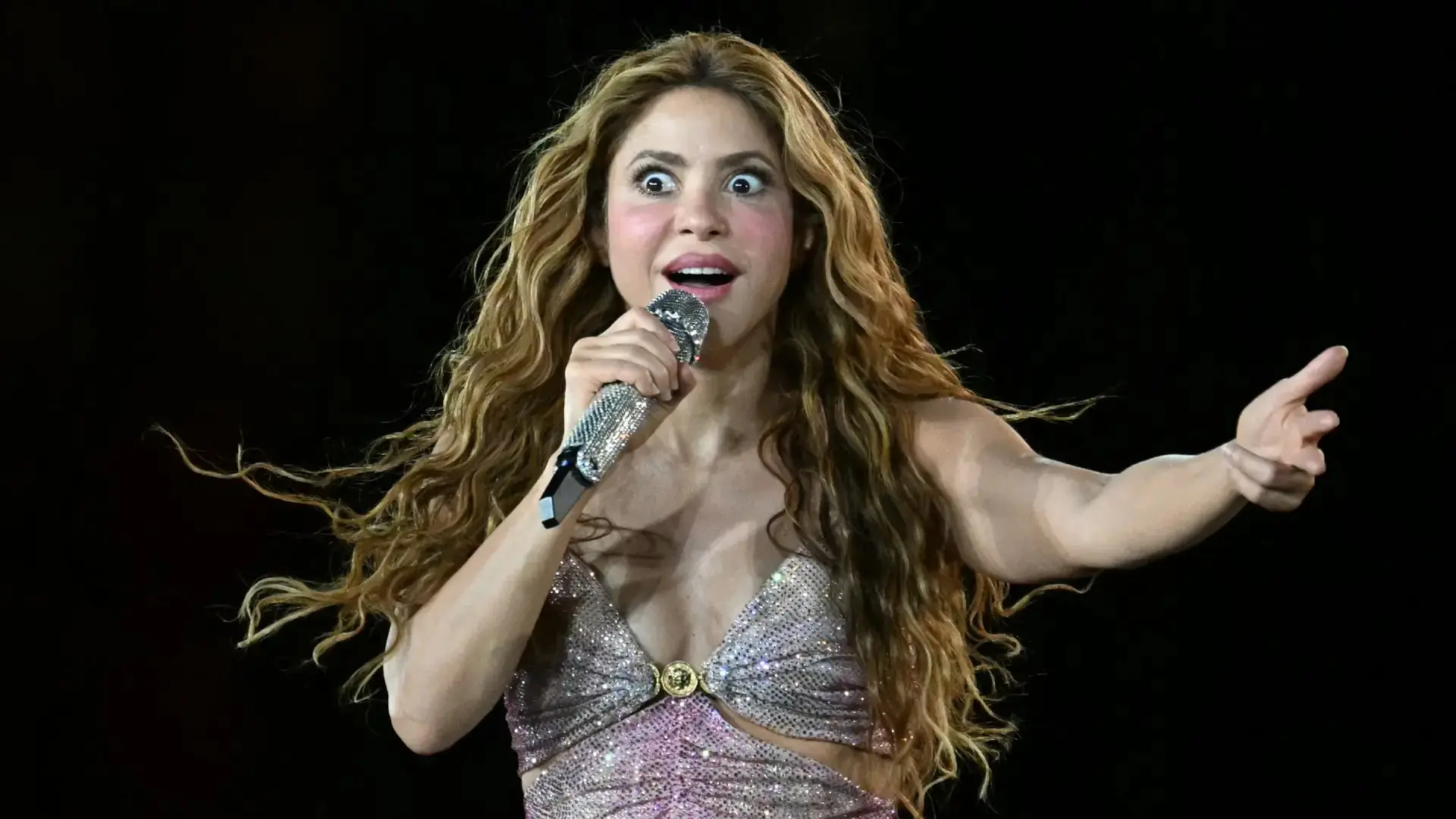 Foto da cantora Shakira para ilustrar a matéria sobre o seu show em Copacabana, no Rio de Janeiro.