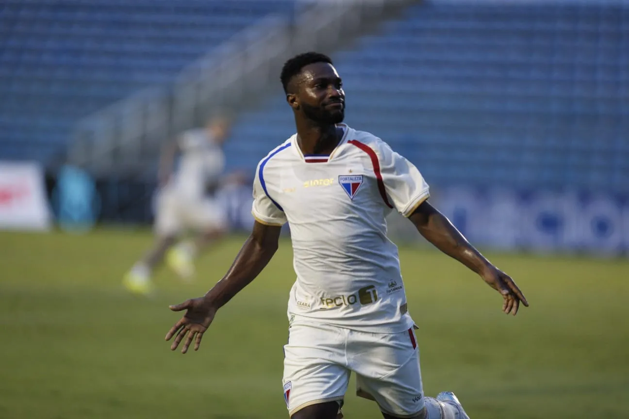 Vitinho entrou na etapa final e marcou o segundo gol do Leão
