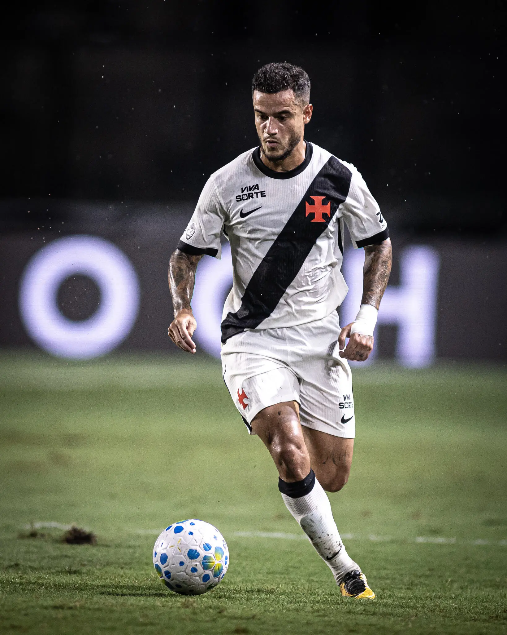 Foto de Philippe Coutinho durante jogo do Vasco