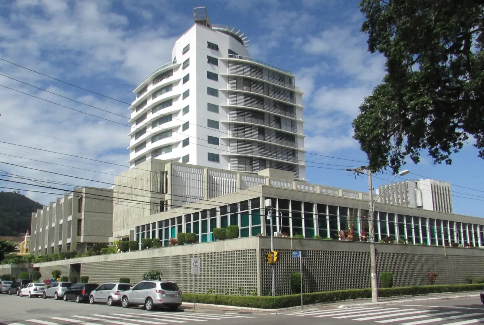 foto da fachada do TCE-SC