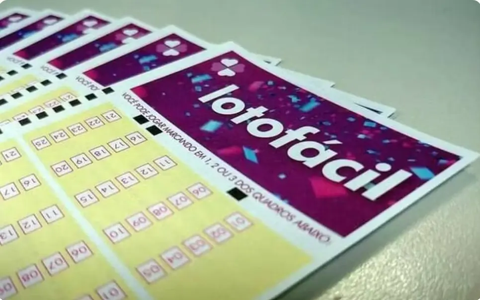 Foto de jogo da Lotofácil, das Loterias Caixa.