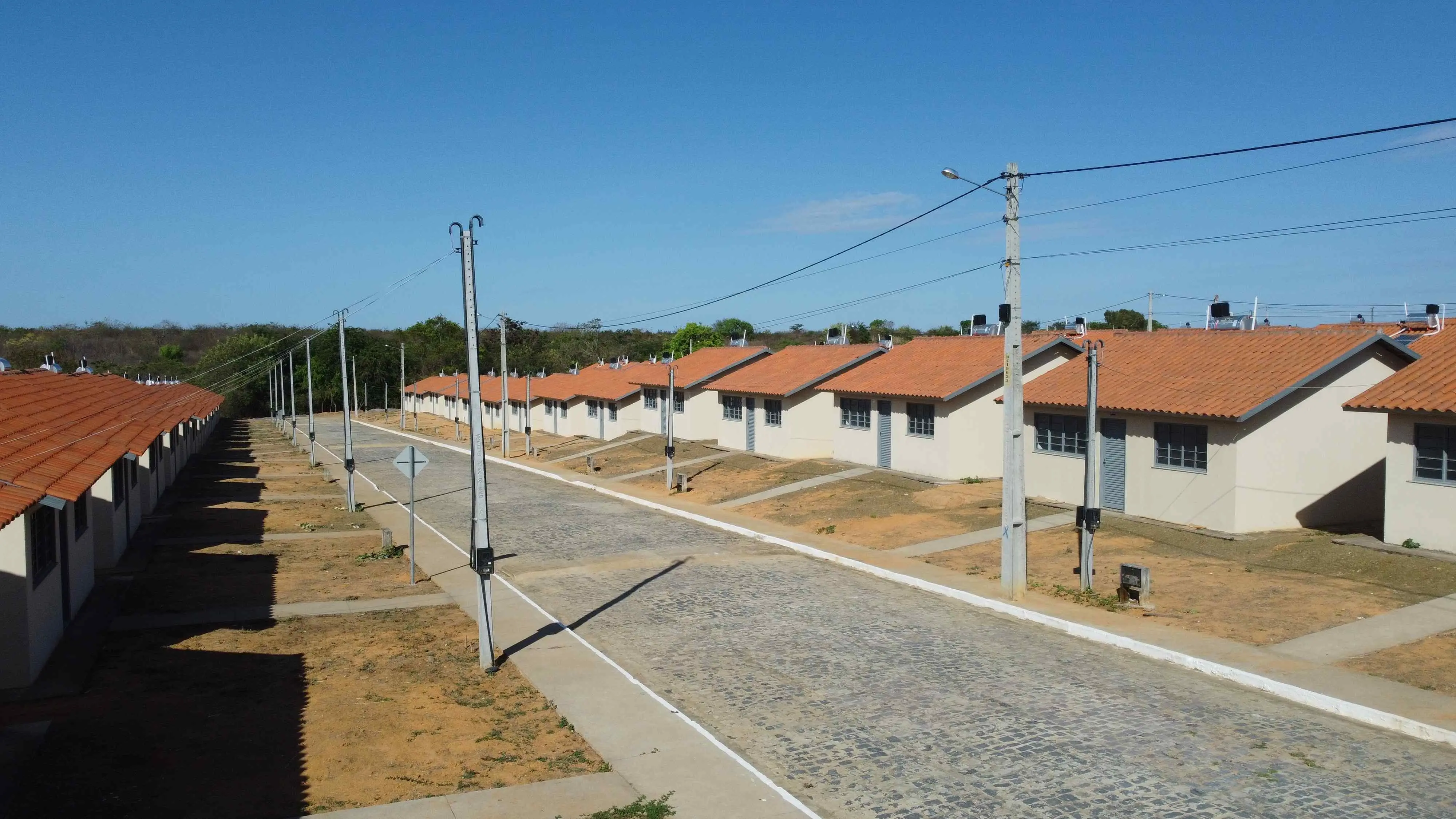 Imagem de casas do programa Minha Casa Minha Vida, do governo federal, para matéria sobre mudanças nas faixas para financiamento.