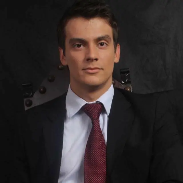 Victor Quintiere é professor