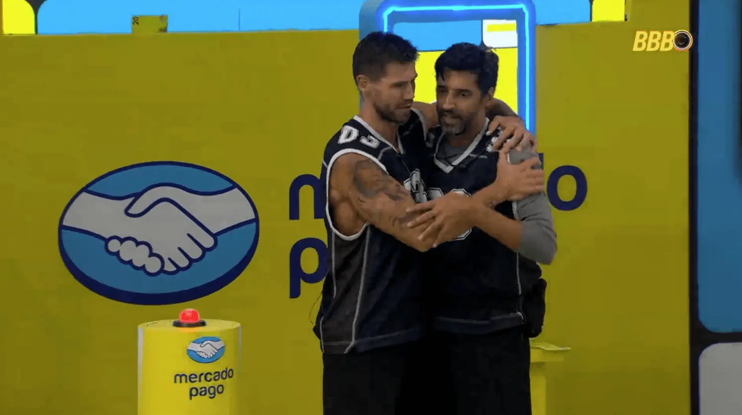 Duas duplas disputaram a etapa final da prova do líder. Cowboy e Jonas venceram a prova.