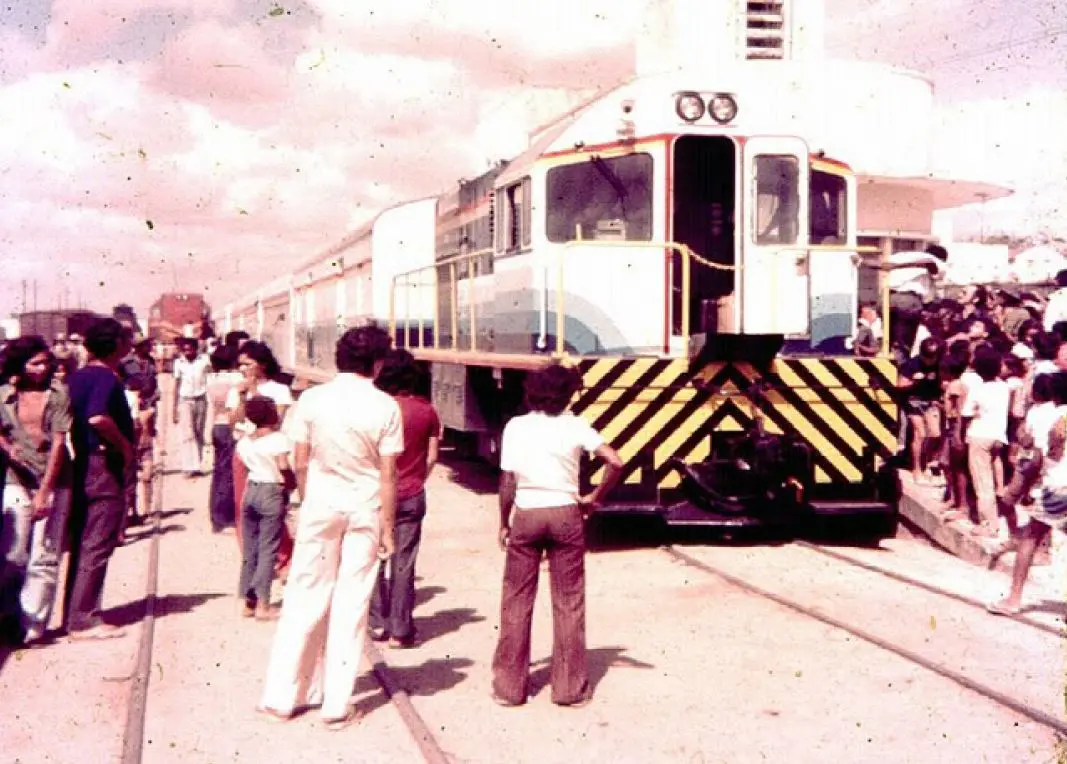 Foto histórica do trem Expresso Asa Branca na década de 1970.