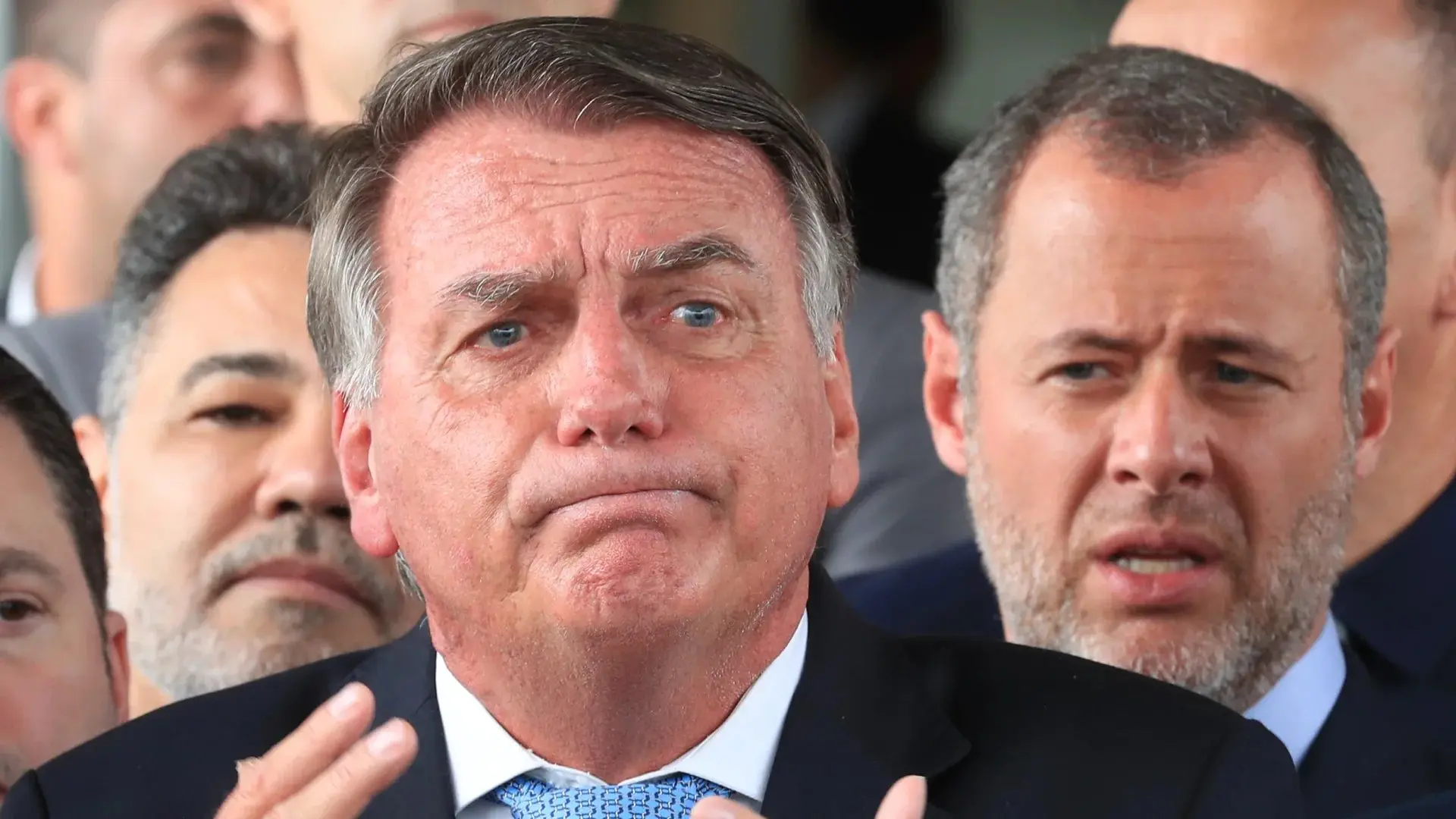 Foto de Bolsonaro para ilustrar matéria sobre Moraes autorizar visita de Michelle.