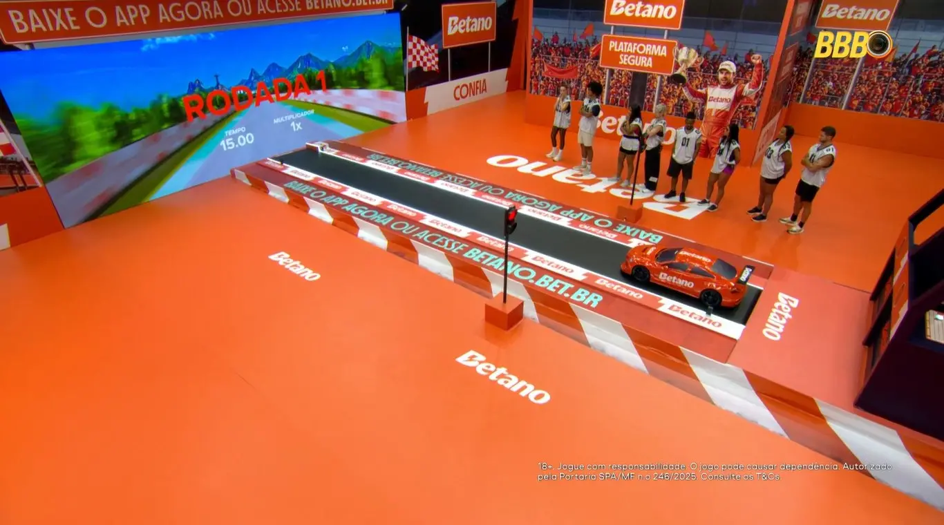 Imagem dos participantes na prova do Anjo.