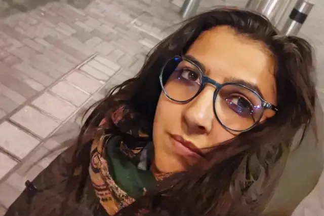 Foto de Vitória Barreto, cearense desaparecida.