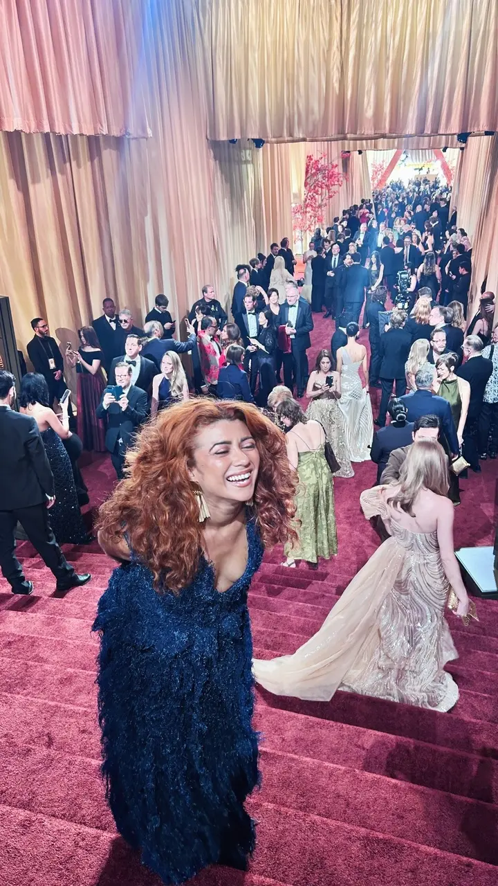 Atriz Geane Albuquerque na cerimônia do Oscar.