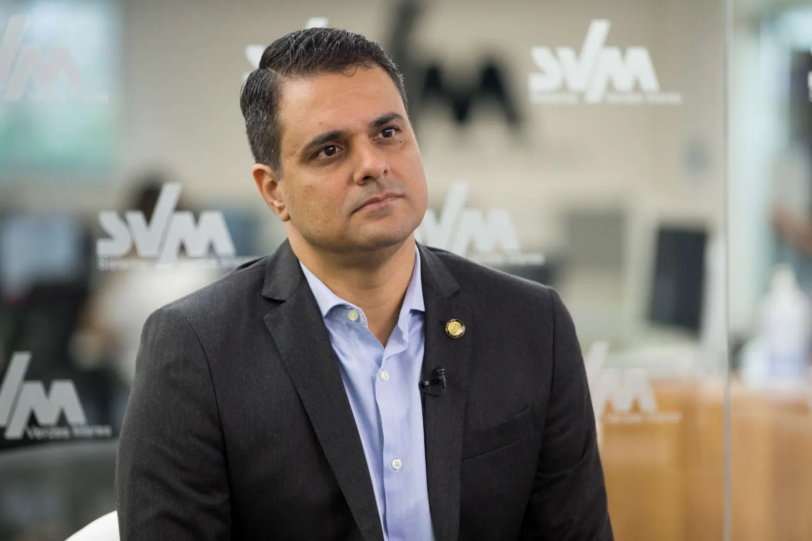 Foto do vereador de Fortaleza Gardel Rolim no Sistema Verdes Mares.