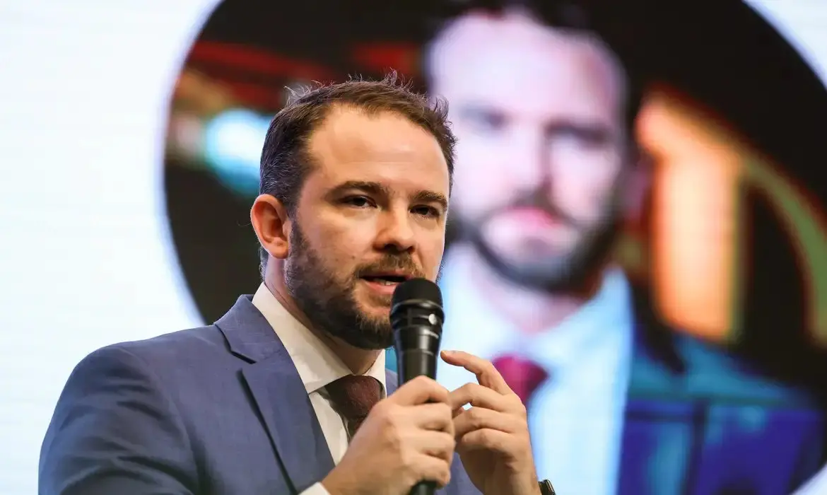 Foto de Presidente Dario Durigan.