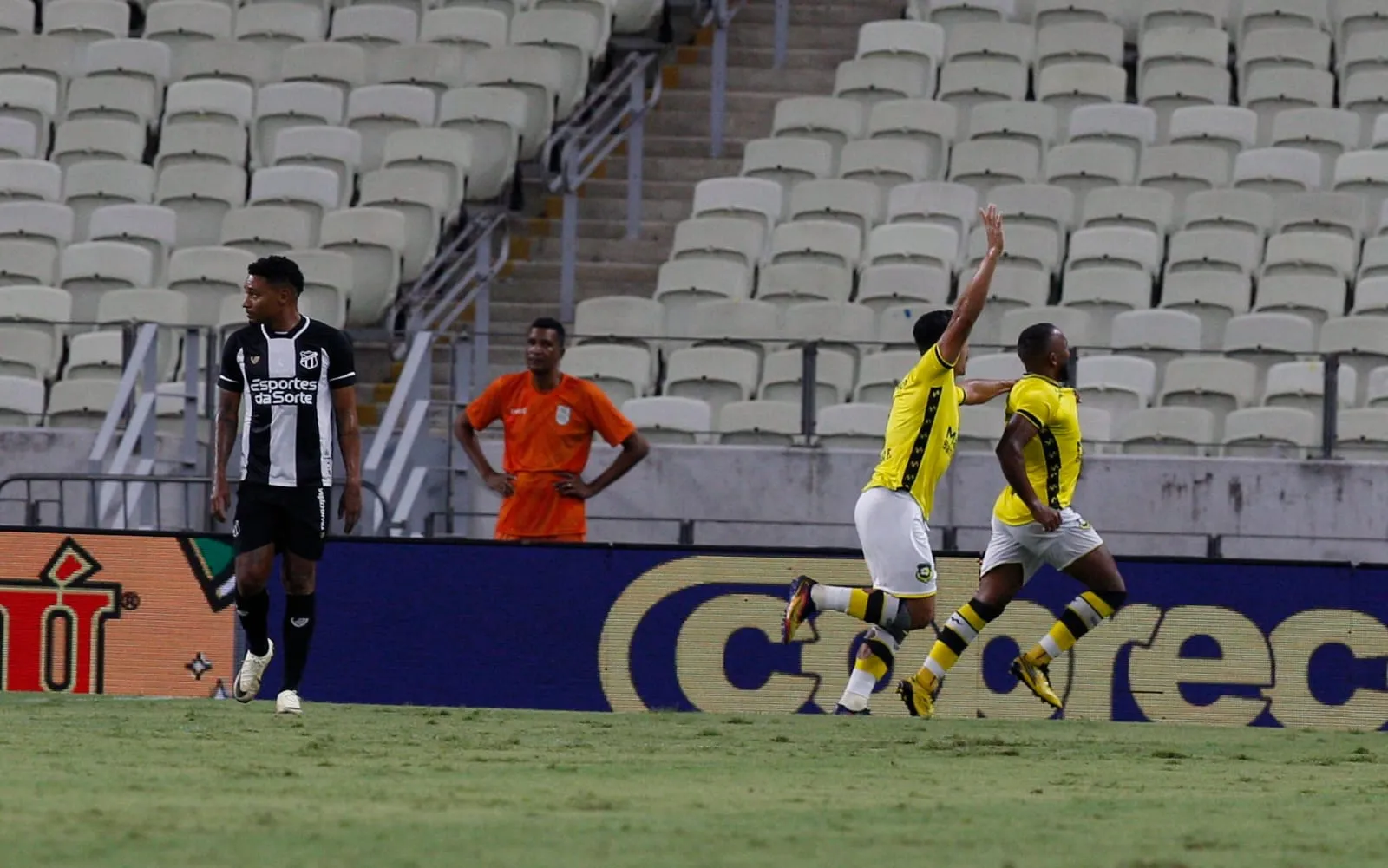 O São Bernardo deixou tudo igual no início do 2º tempo