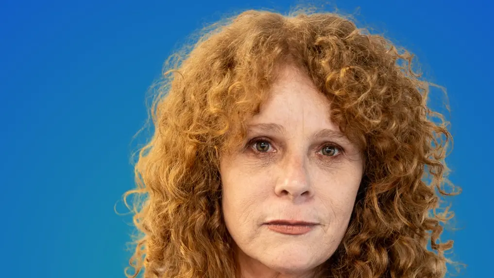 Claudia de Lucca Mano é advogada