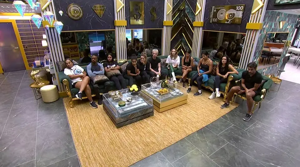 Imagem dos participantes se preparando para a Prova do Líder na casa do Big Brother Brasil 26.