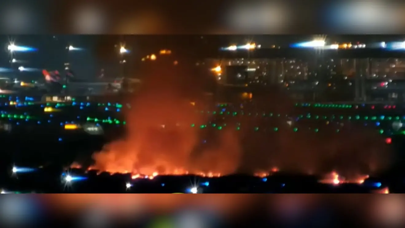 Imagem da notícia Motor de avião explode após a decolagem em Guarulhos; veja vídeo 