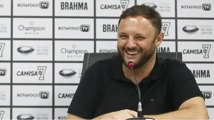 André Mazzuco em ação durante coletiva