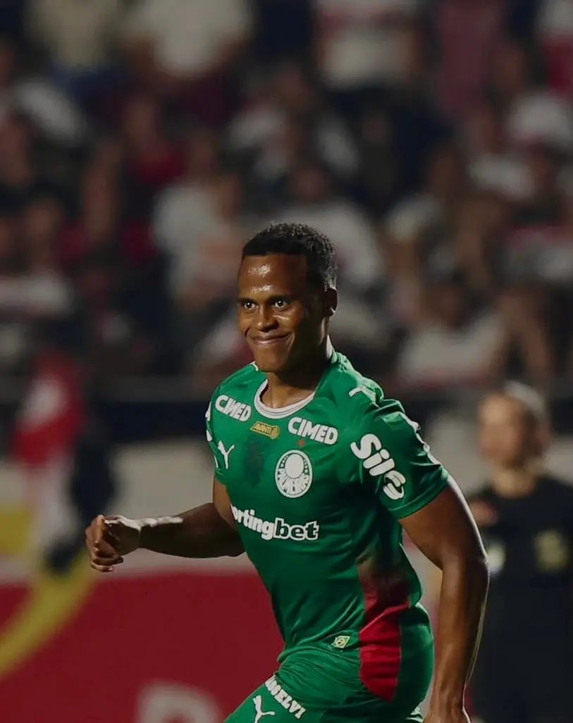 Jhon Arias em ação pelo Palmeiras