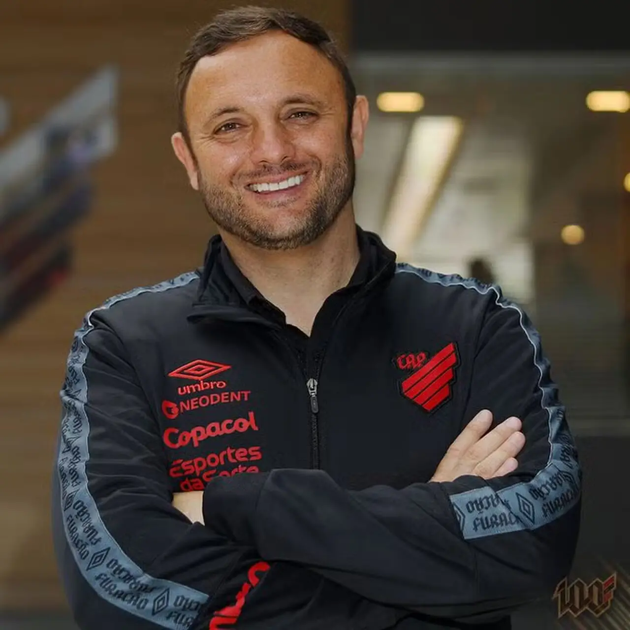 André Mazzuco em ação pelo Athletico-PR