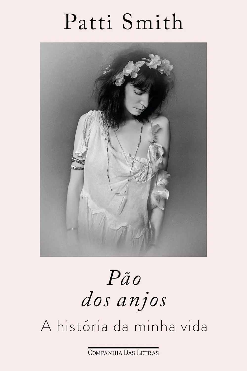 Em novo livro, Patti Smith realiza um apanhado de momentos marcantes das suas sete décadas de vida.