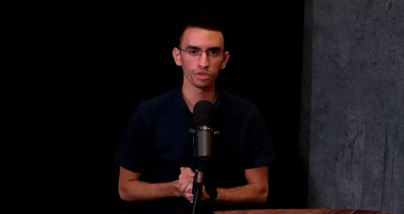 Imagem da notícia Mozart pode mudar escalação do Ceará no Clássico-Rei contra o Fortaleza; veja