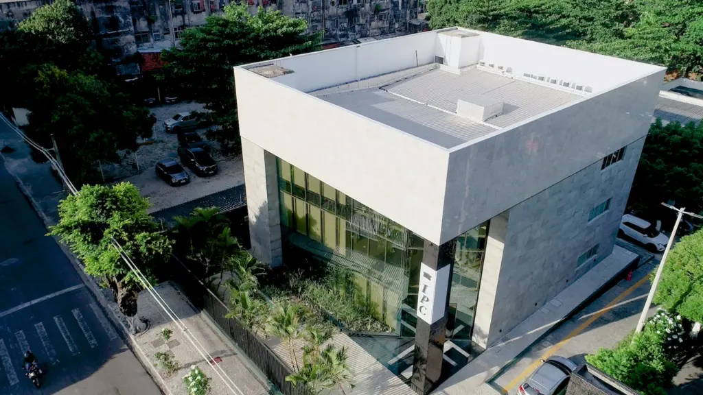 Prédio sede do Instituto Plácido Castelo.