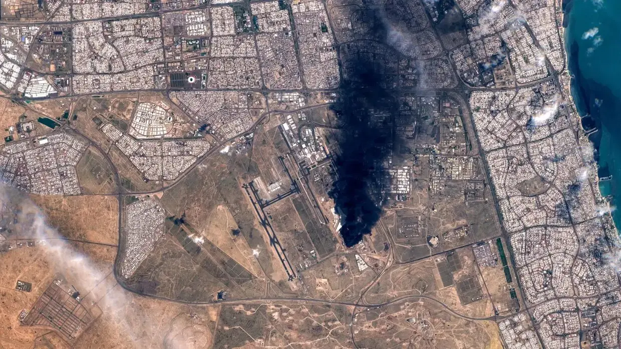 Conflito envolve Estados Unidos, Israel e Irã.