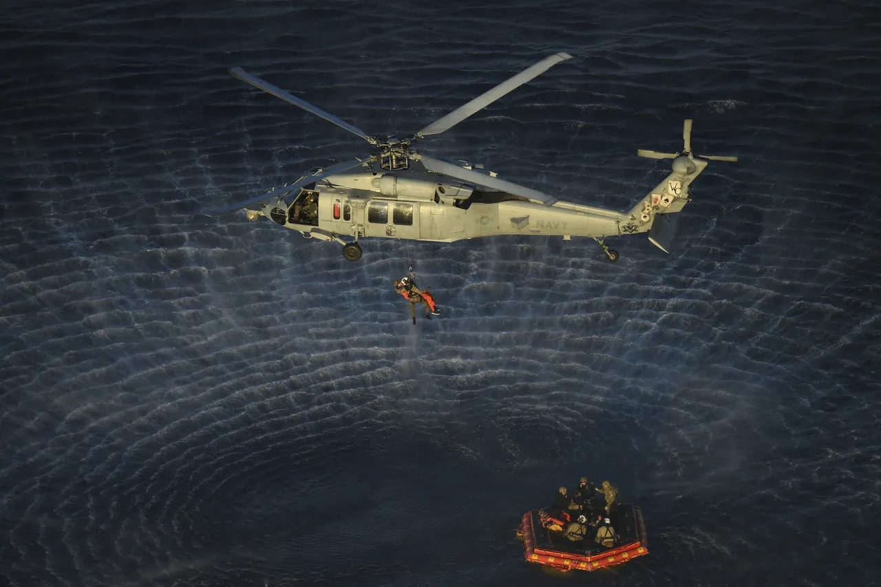 Imagens da Nasa mostram o resgate de integrantes da missão Artemis II do Oceano Pacífico, onde a nave pousou.