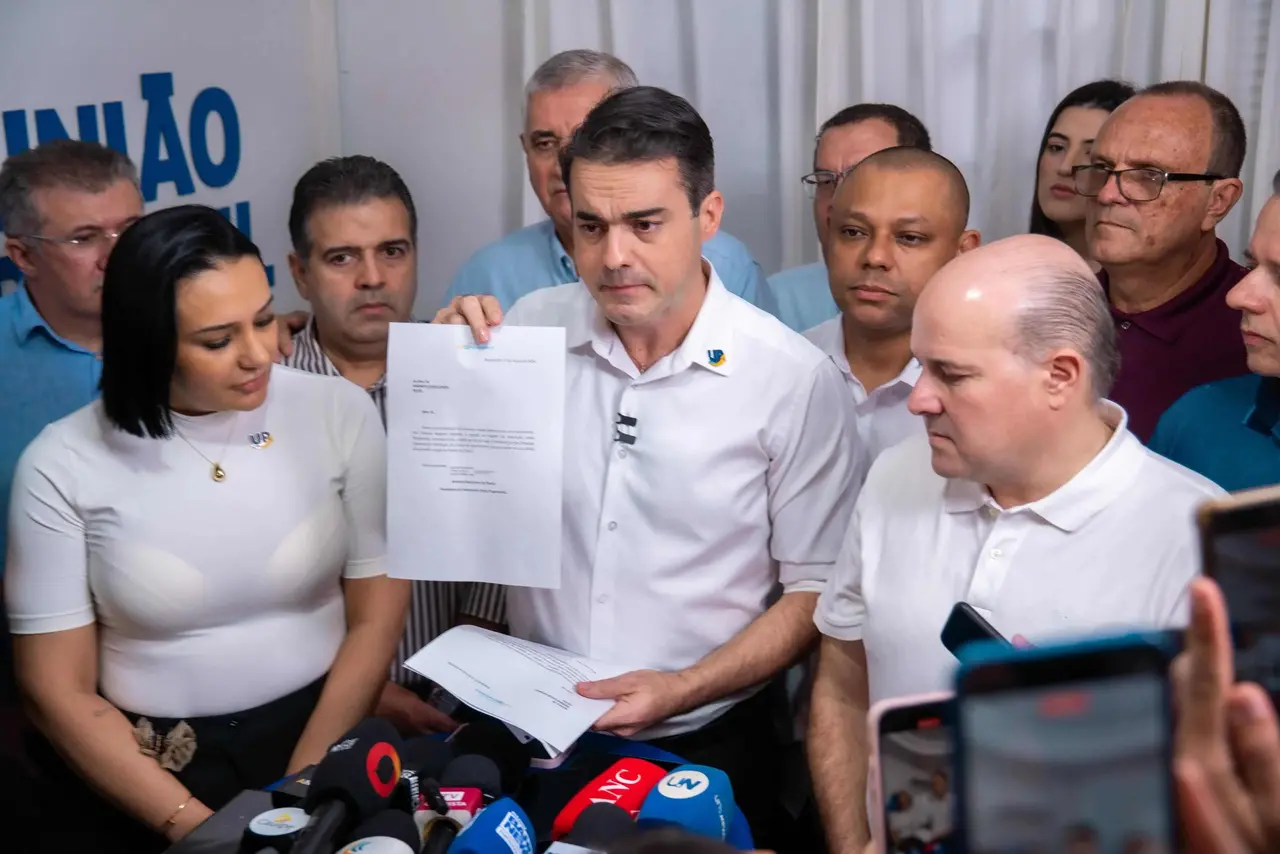 Roberto Cláudio e Capitão Wagner durante anúncio do comando da Federação União Progressista no Ceará.