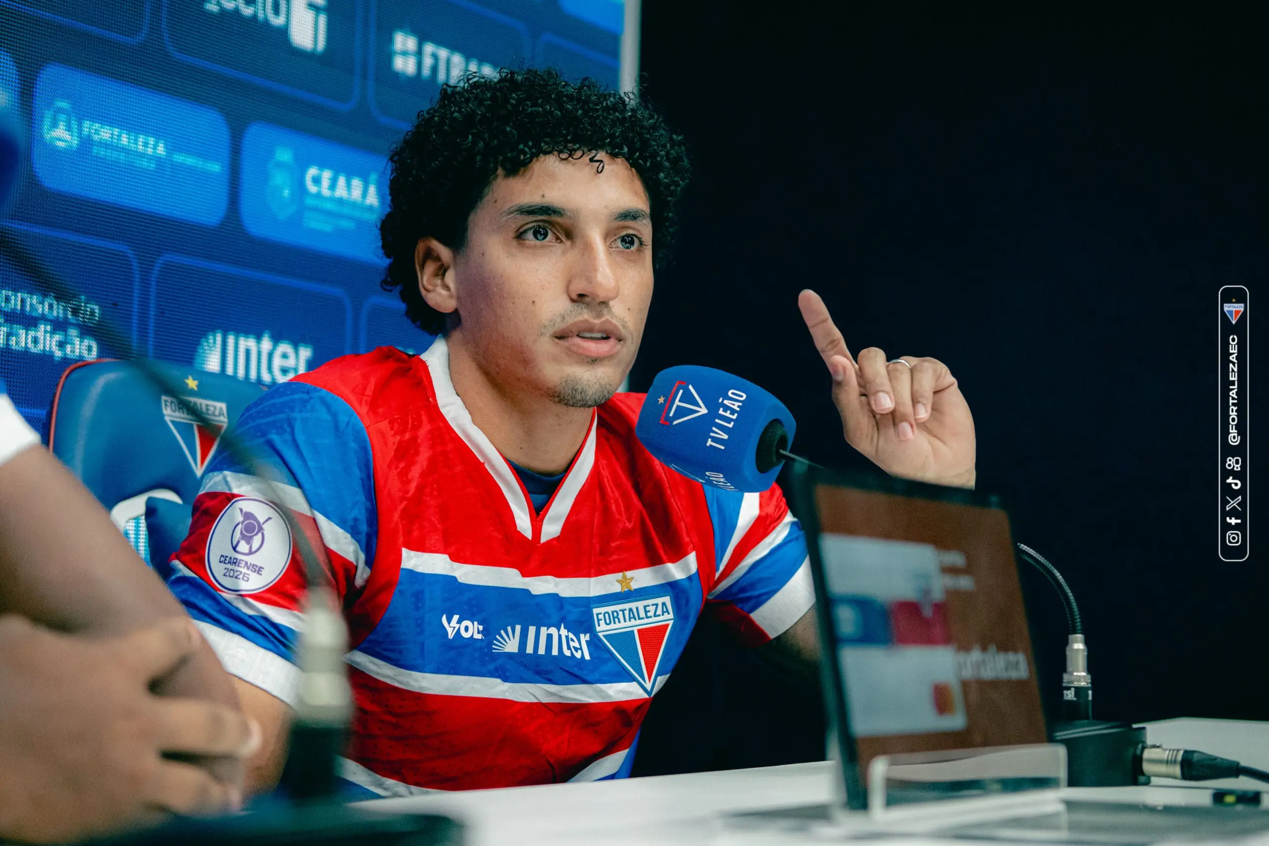 Imagem da notícia Lateral-esquerdo Gabriel Fuentes, do Fortaleza, recebe alta após cirurgia no joelho