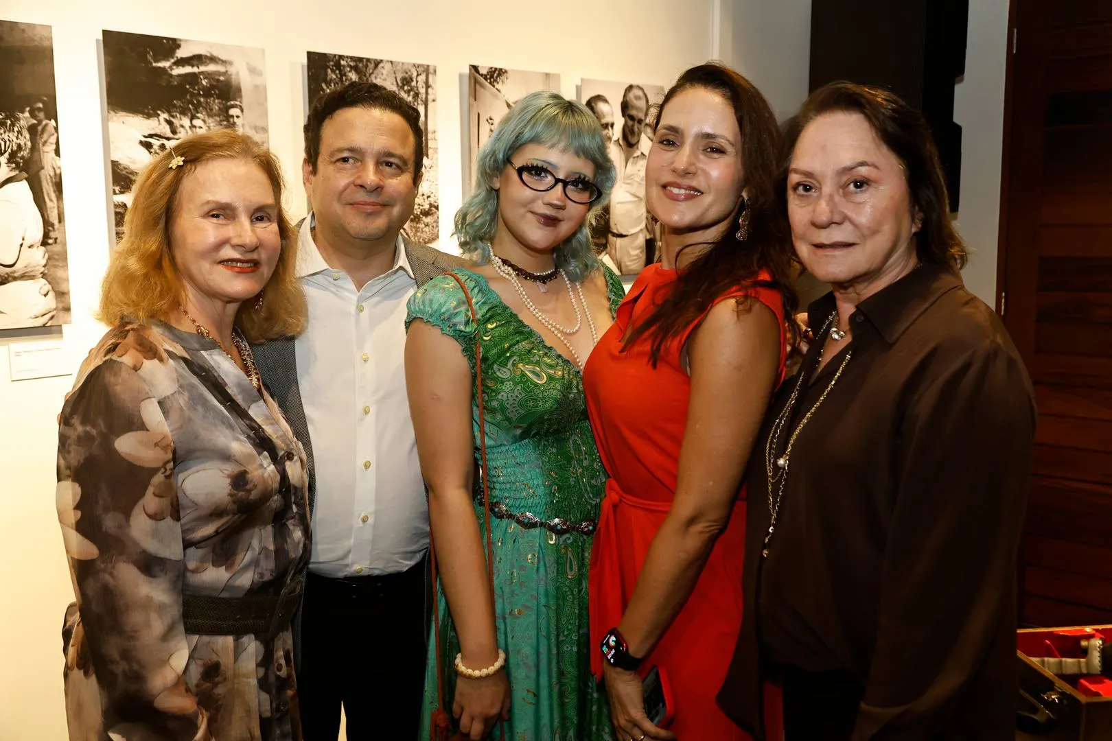 Renata Jereissati, Igor Queiroz Barroso, Sara e Manoela Bacelar e Paula Queiroz Frota