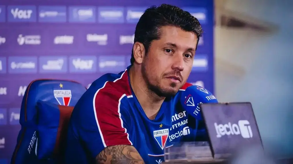 Thiago Carpini é o atual treinador do Fortaleza