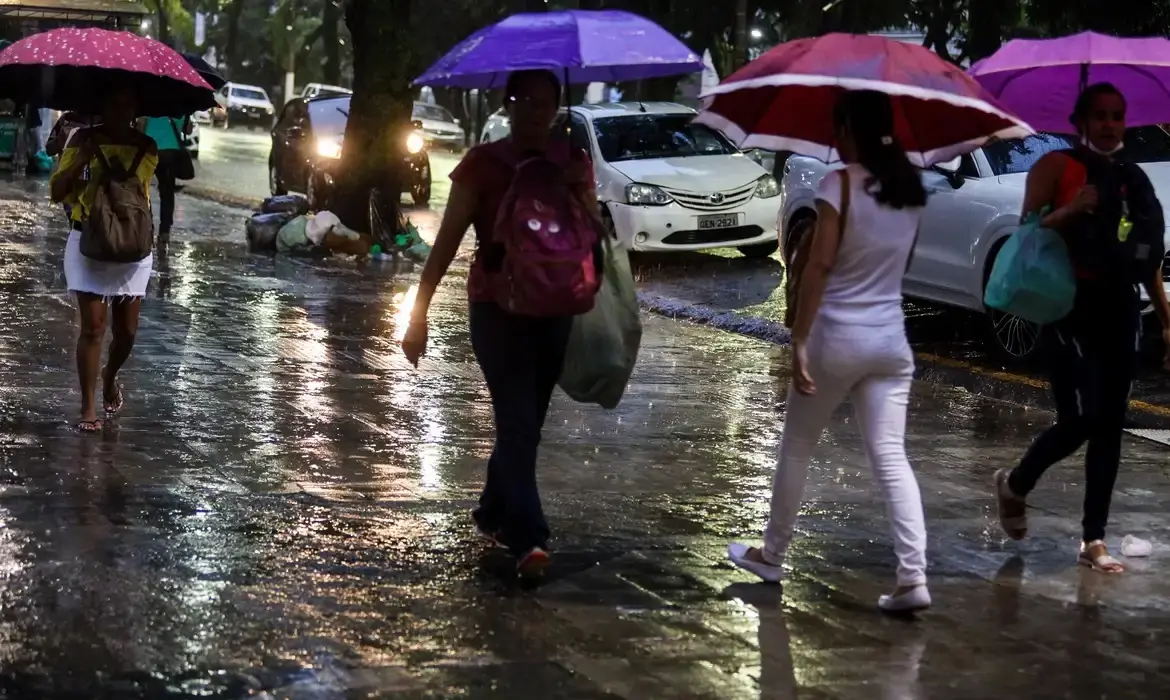 Ruas alagadas em Belém.