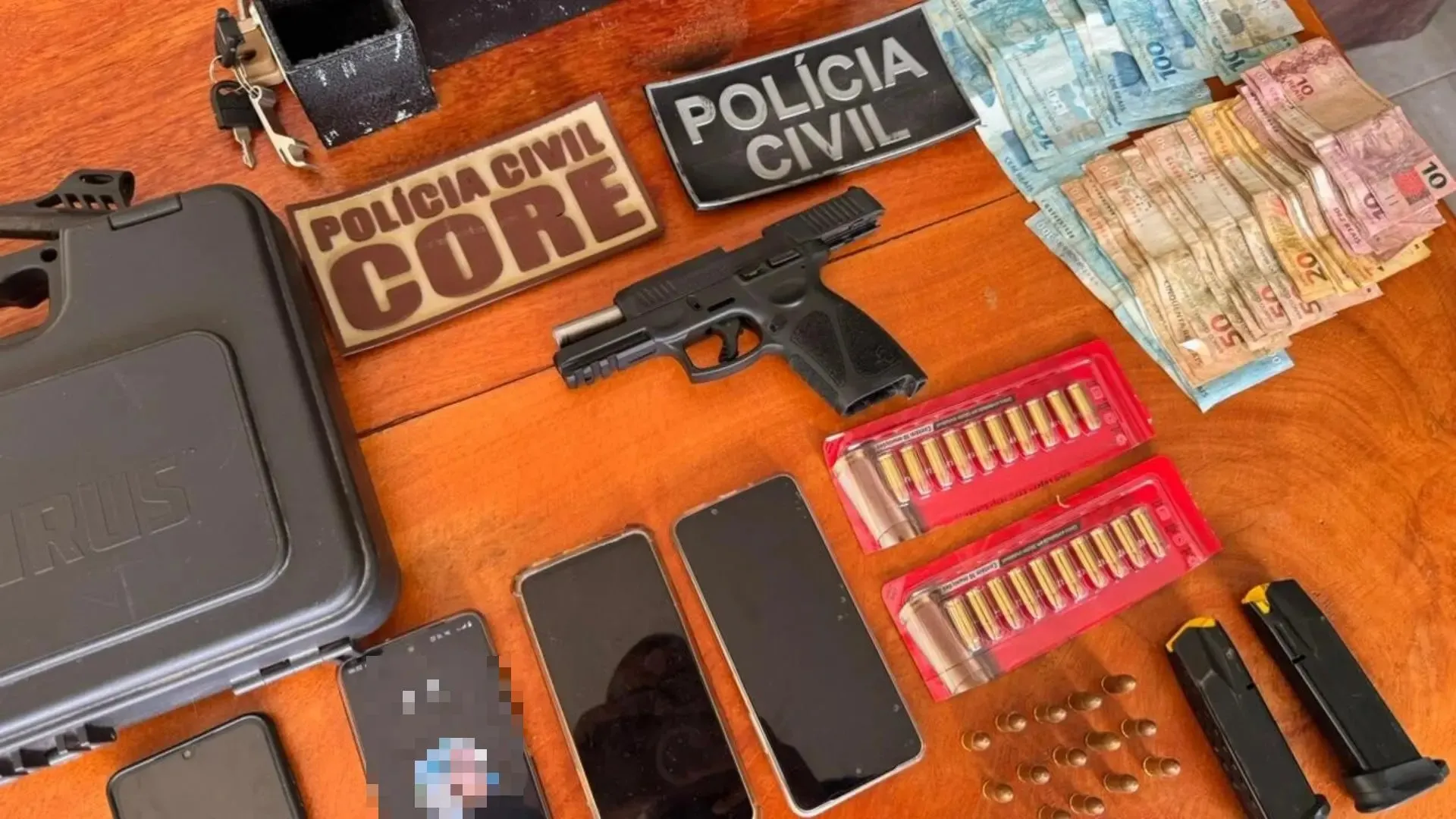 O crime foi registrado no dia 5 de abril; todos foram presos de foram temporária.