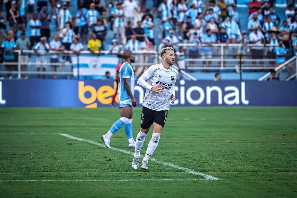 Pedro Henrique atacante Ceará